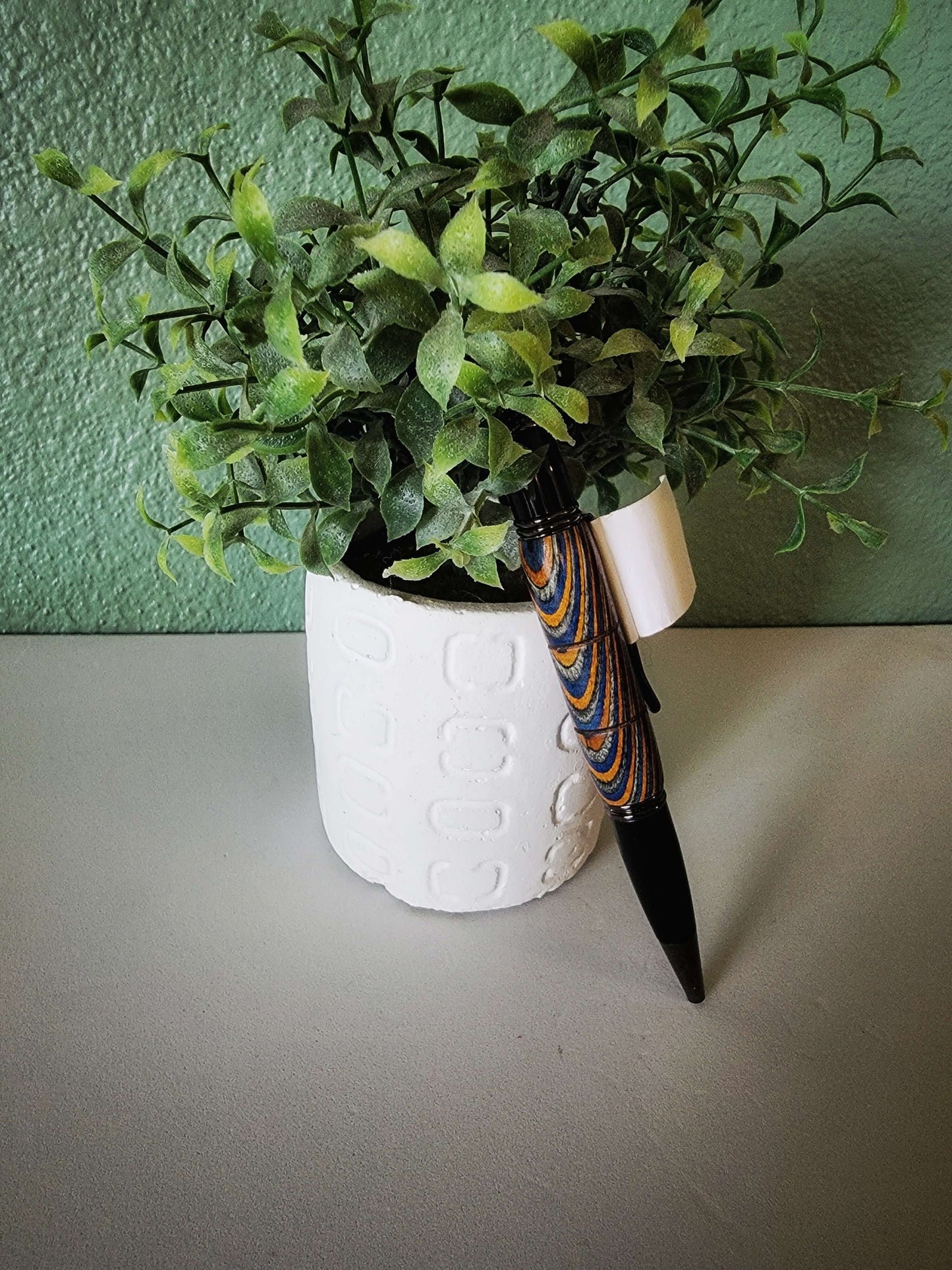 Gatsby Striped Dyed Wood Twist Pen